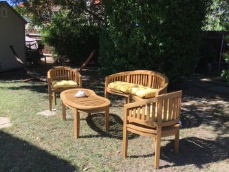 Solid Teak Patio Conversation Set – Like New - It is available