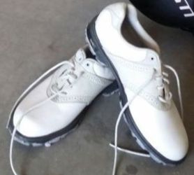 Golfing Shoes Size 7