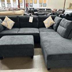 Sectional And Ottoman $589 🔥cash Deal Ask For ROXANNA 🔥