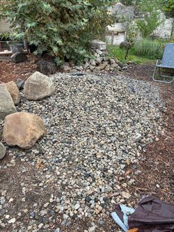 Free Gravel and rocks