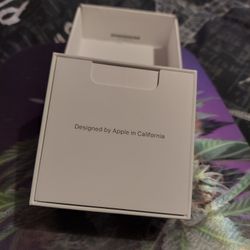 Gen 4 Apple AirPods