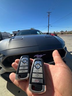 Llaves de autos / car keys and remotes