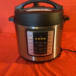 Insignia 6QT Presssure Cooker