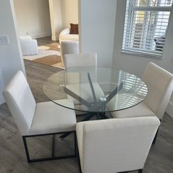 Elegant Dining Set 