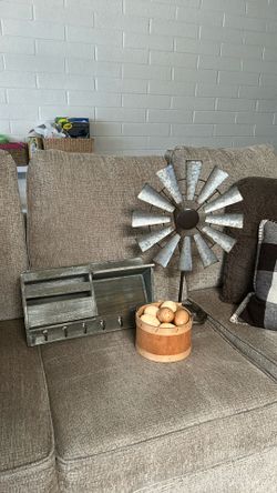 Farmhouse decor