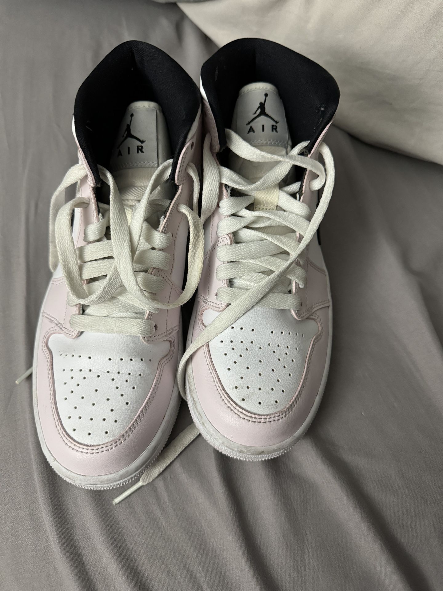 Women’s Pink Nike Jordan’s 
