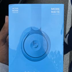 Brand New Beats Solo Pro 