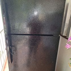 Refrigerator Ge Black