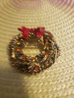 Vintage ART DECO CHRISTMAS BROOCH 