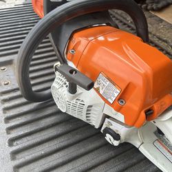 18in. Stihl MS250C Gas Chainsaw—Easy Start!!! New Condition!!! Works Great!!!