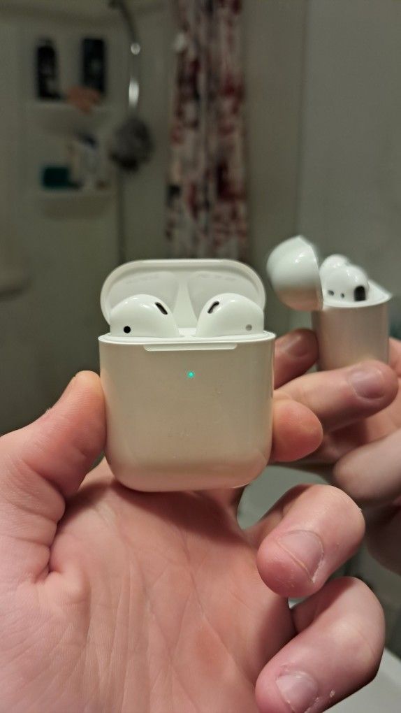 Airpod Gen 2's