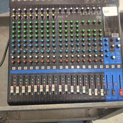 Yamaha Mixer 