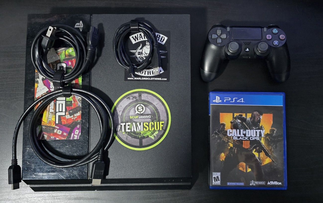 Playstation 4 With Controller And Game