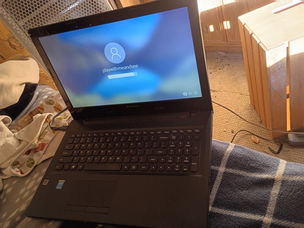 Lenovo Laptop