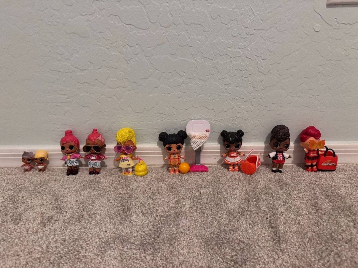Mini LOL Dolls