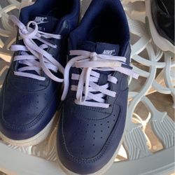 Boys Nike