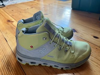 On Cloudtrax Waterproof Hiking Boots