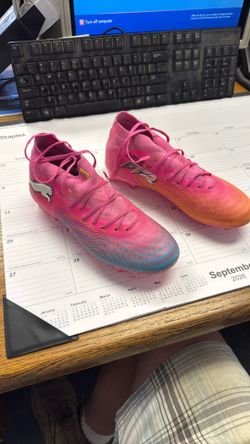 Puma Cleats 3.5US