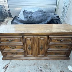 All Wood Bedroom Set 