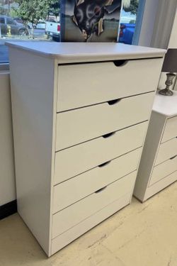 Five Drawers Dresser
