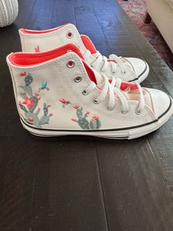 Girls converse high tops