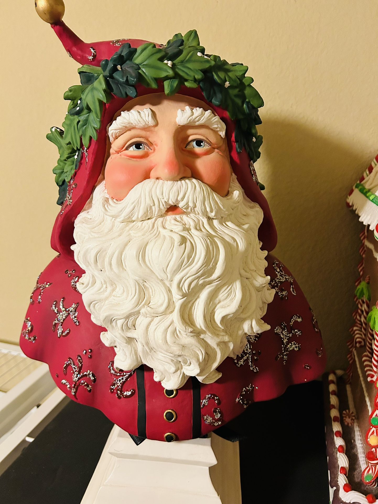 Christmas Ceramic Santa Bust