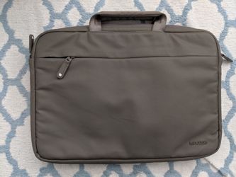 15" Incase laptop sleeve