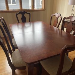 Thomasville  Dinning Table