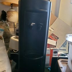 Water dispenser
