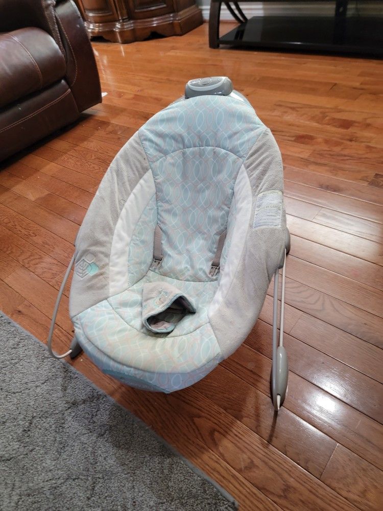 Automatic Baby Bouncer Seat with White Noise, Music,