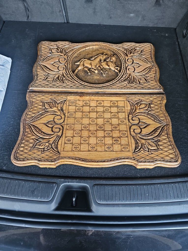 26"x24" Wooden Backgammon Horse Engraved
