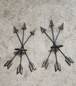 Arrow Candle Holding Sconces