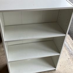 Bookshelf white pressed wood good shape
