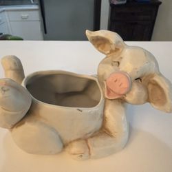 Ceramic pig 