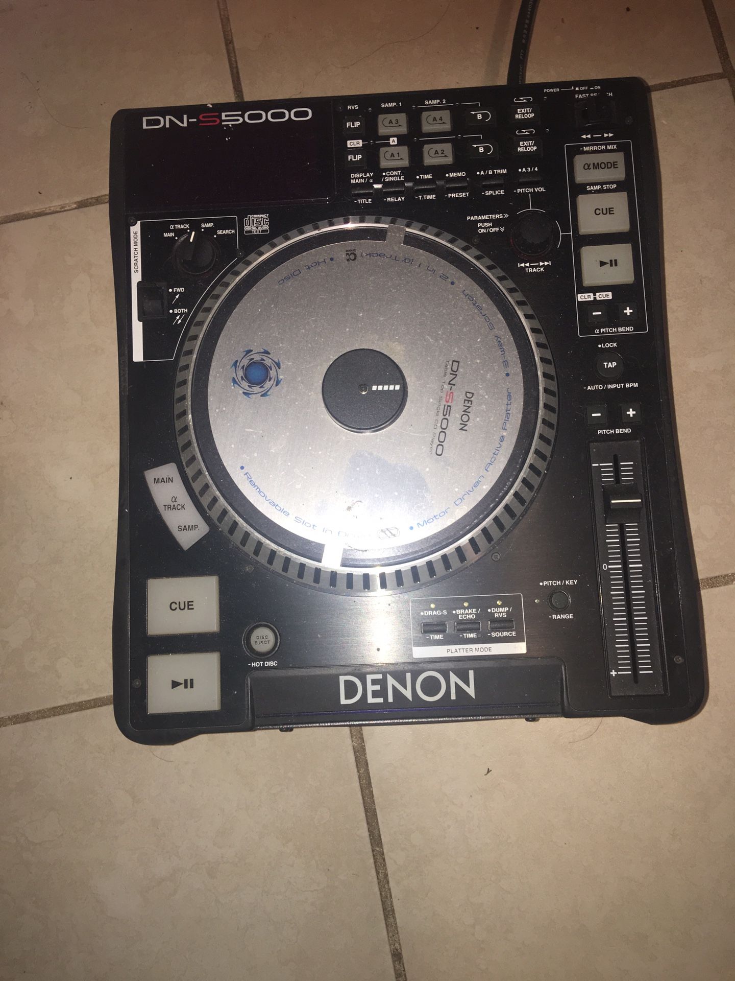 DJ EQUIPMENT DN-S5000