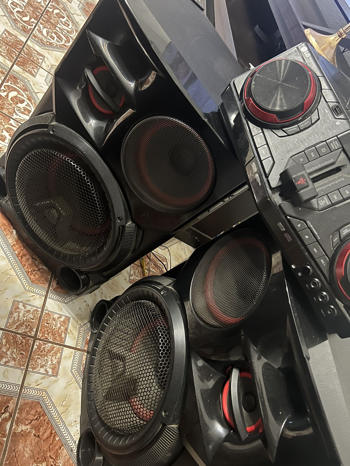 LG extreme power party system cj98
