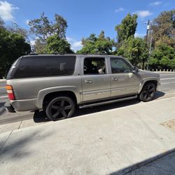 2002 Chevrolet Suburban