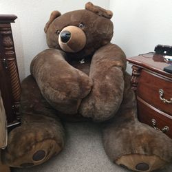 7 Foot Stuffed Teddy Bear 