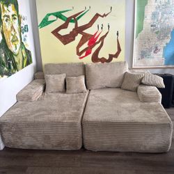 Sleeper Sofa With Dual Mattress