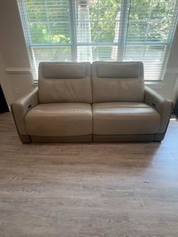 Power Dual Reclining Loveseat with Power Headrests