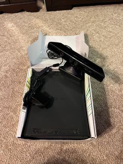 Xbox 360 Elite Console/Kinect & Accessories