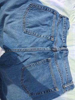 Old Navy Women’s Jeans – Classic Medium Wash Denim