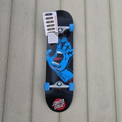 SANTA CRUZ SKATEBOARD SIZE 8.0 