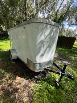 4x8 Enclosed trailer