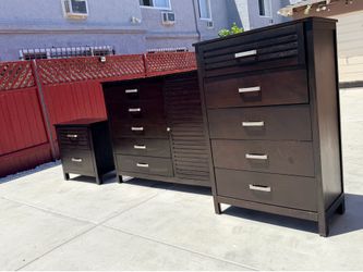 Bob's Dalton 5 Drawer Dresser w/ Mirror +5 Drawer tall chest + Nightstand  set