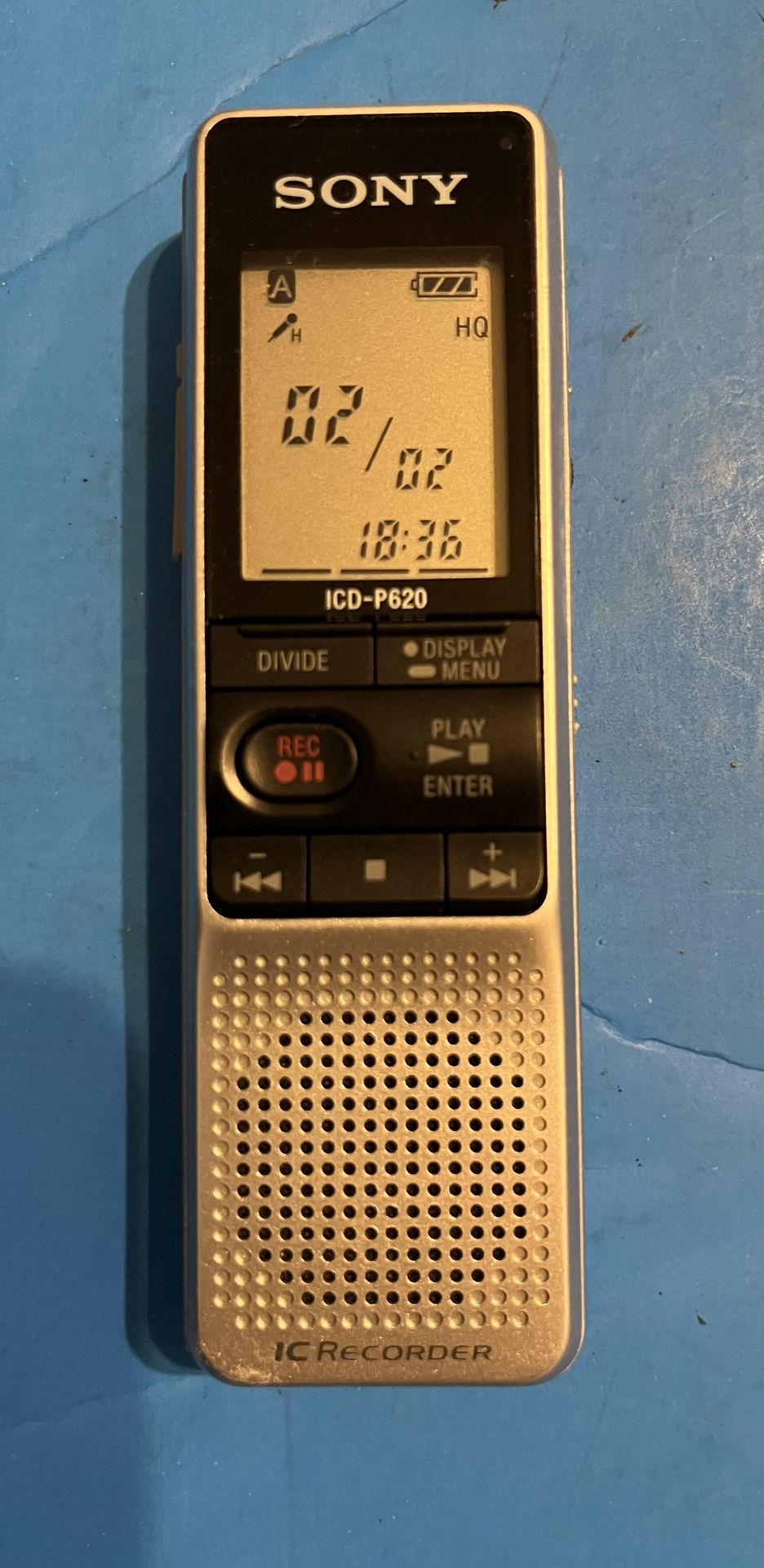 Excellent Working Sony ICD-P620 Handheld Digital Voice Recorder 261 Hrs
