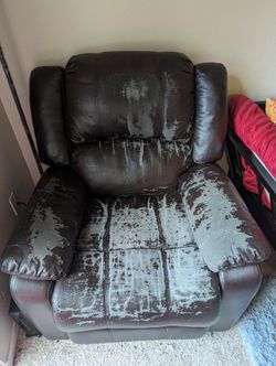Free Used Lounge Recliner 