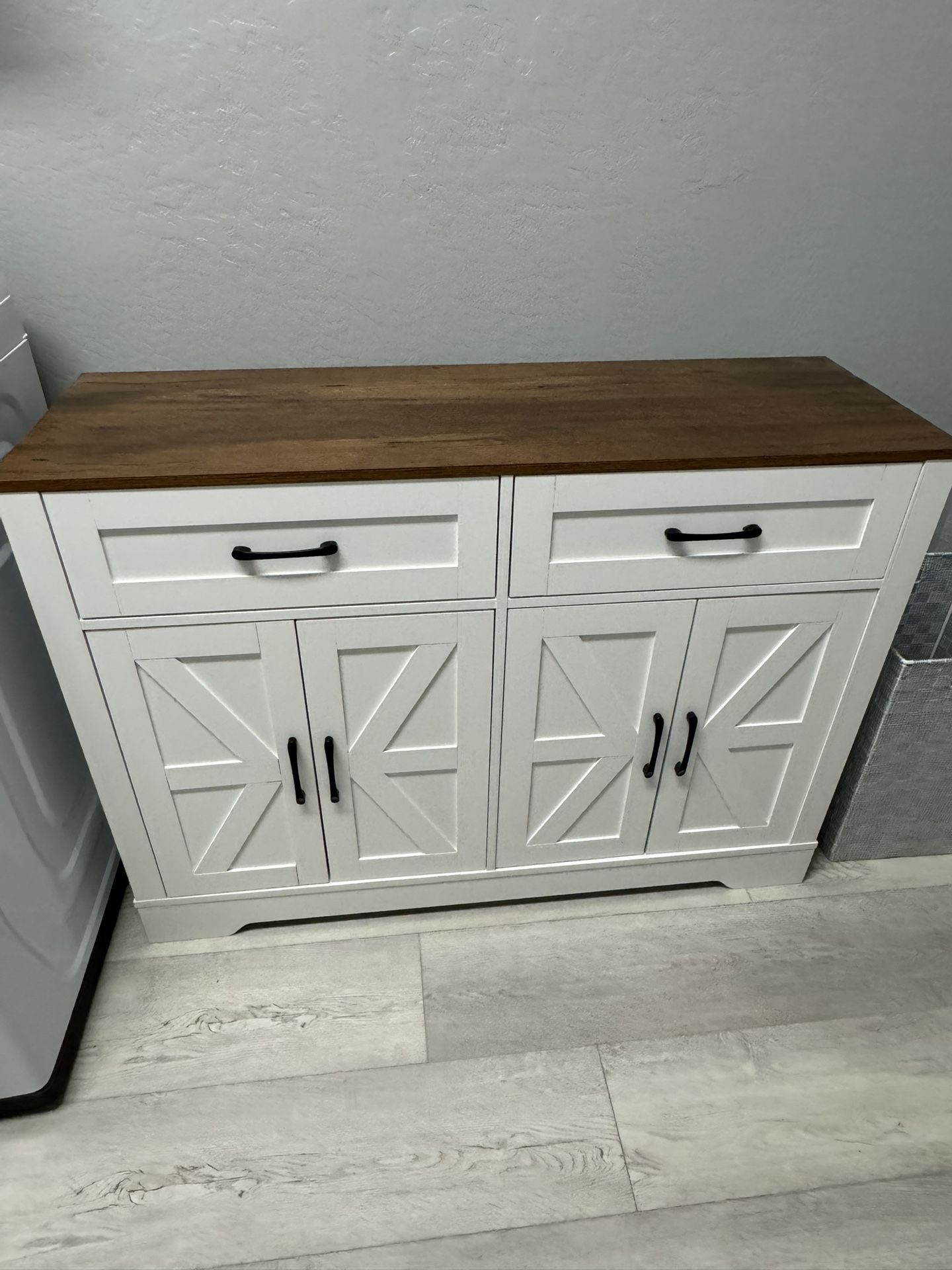 Storage Cabinet With Drawers