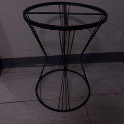 Stylish Metal Stand