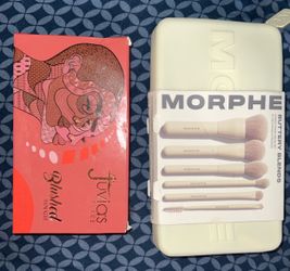 Morphe 6-Piece Brush Set + Juvia’s Place Blush Duo (Vol. 5) Bundle